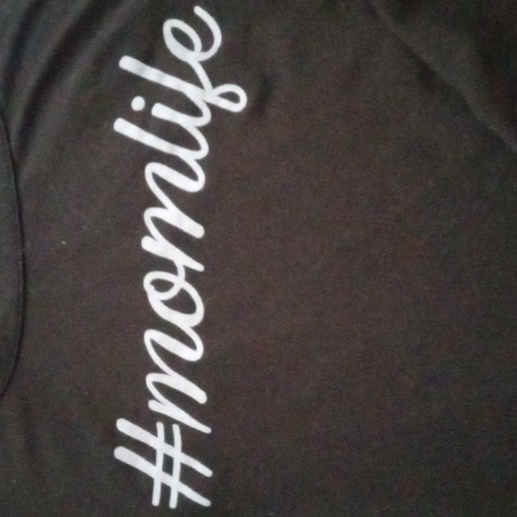 MATERNITY CUTE #MOMLIFE WITH BABY HAND PRINTS TOP STRETCHY SIZE L - Picture 3 of 4